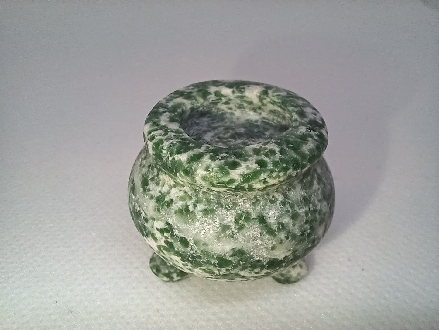 Green Dot Stone Cauldron