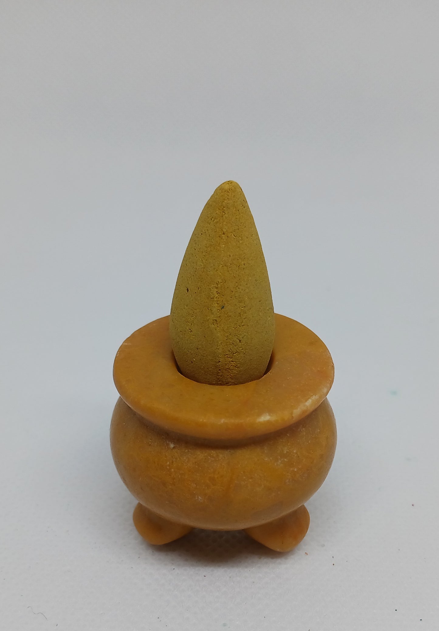 Yellow Jade Stone Cauldron