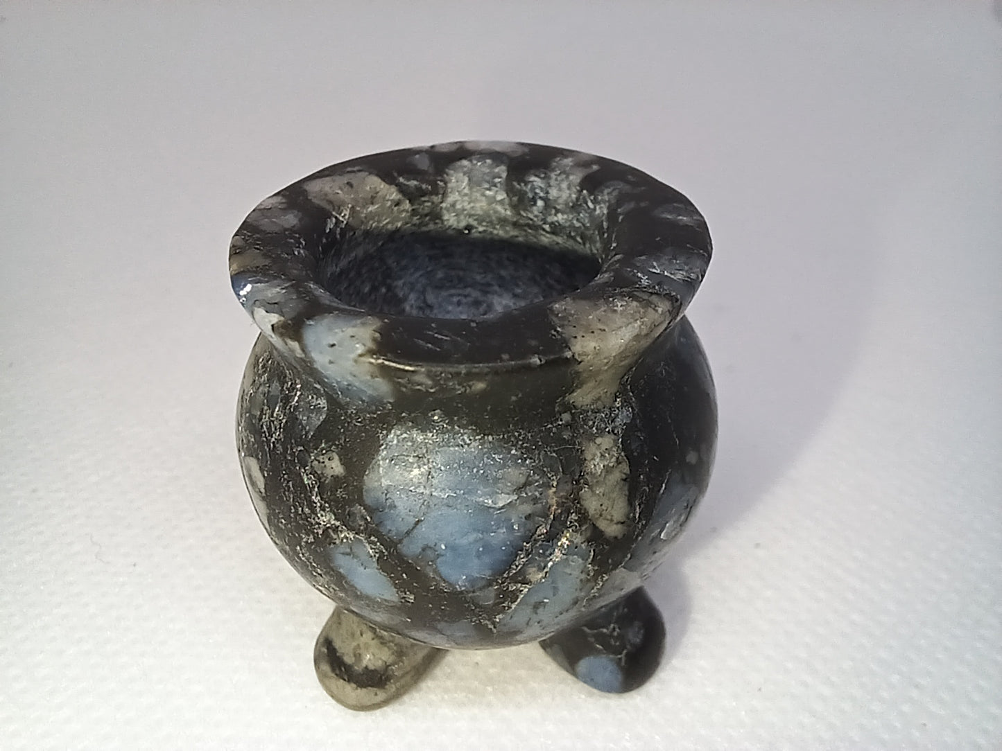 Glaucophane Stone Cauldron