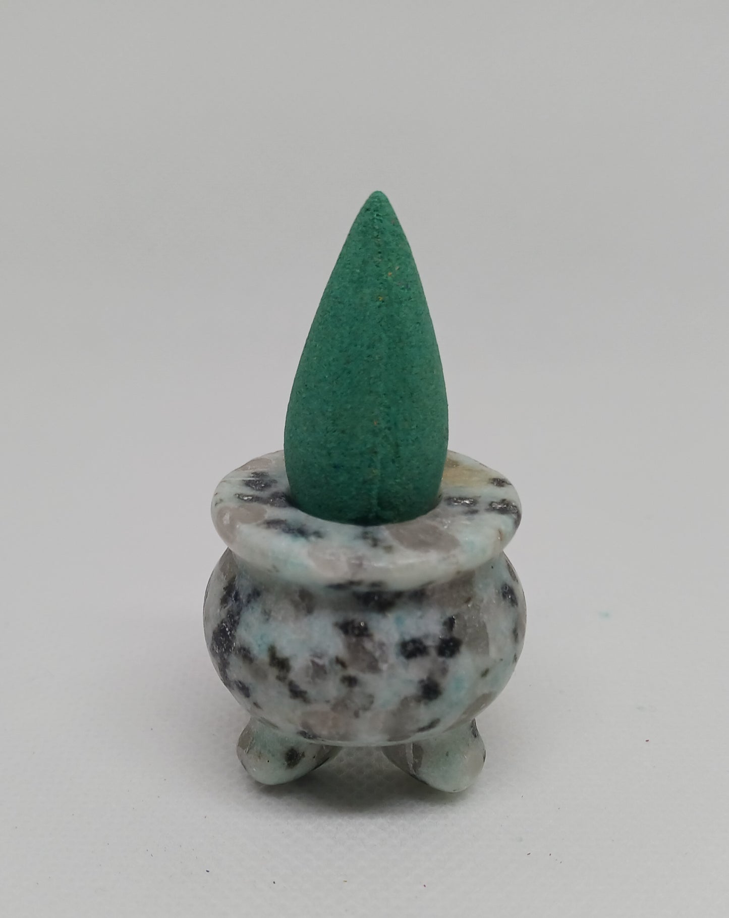 Kiwi Jasper Stone Cauldron