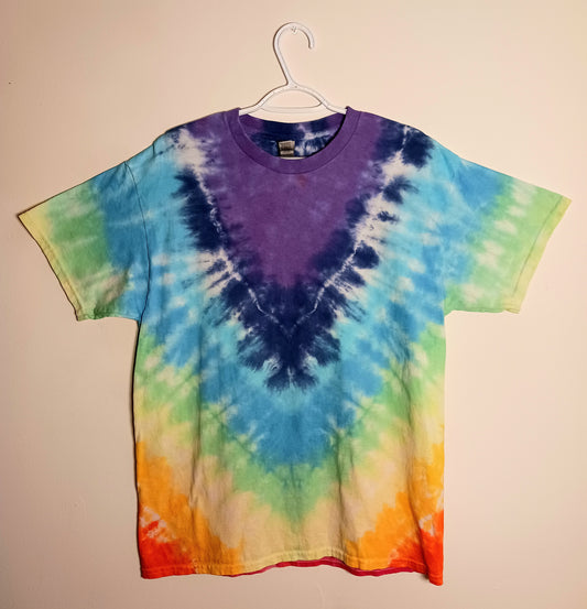 Rainbow V Design Tie Dye Shirt Size Large